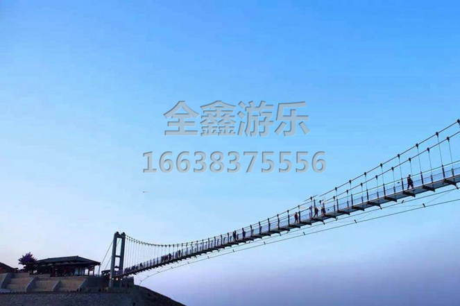 玻璃吊桥