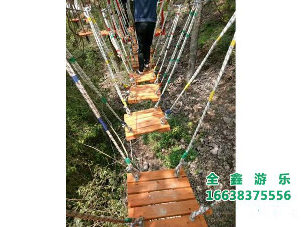 丛林穿越