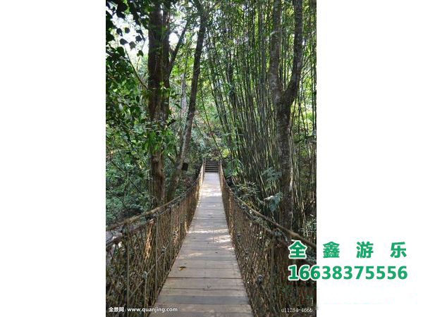 木质吊桥