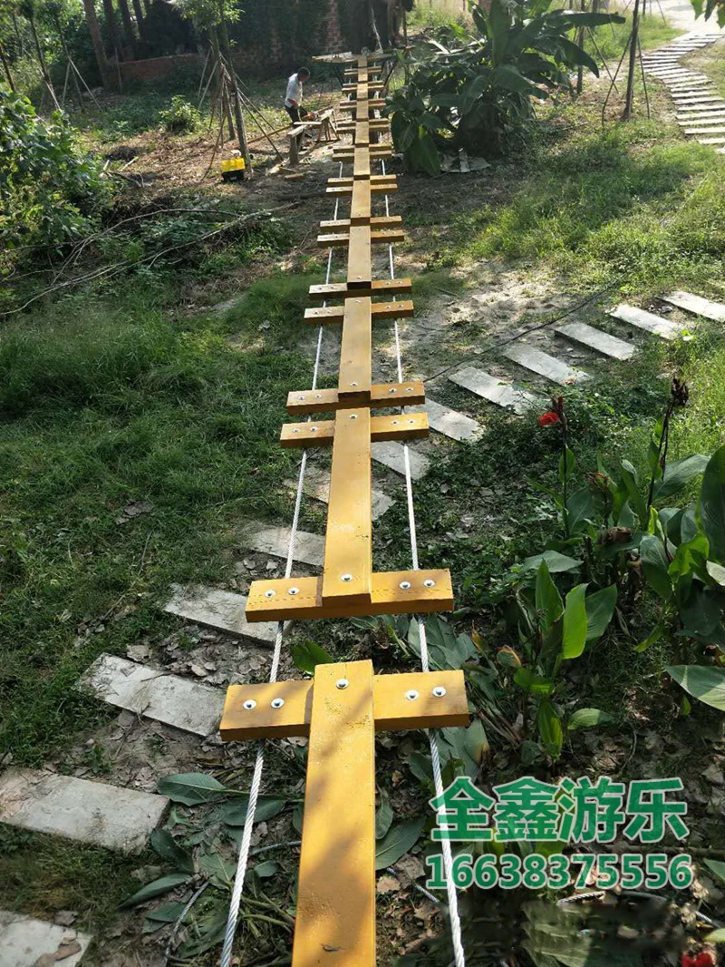 丛林穿越