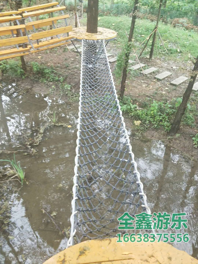 丛林穿越