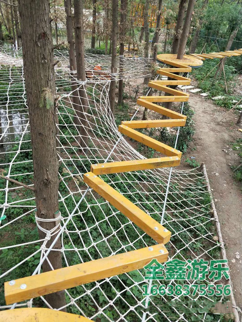 丛林穿越