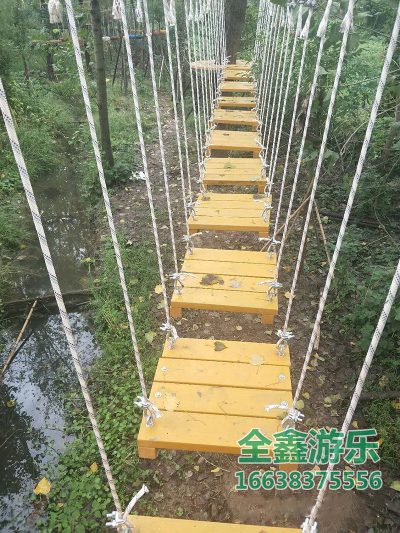 丛林穿越