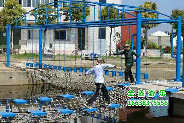 水上趣桥