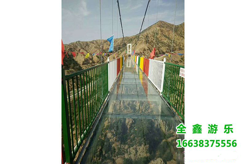 玻璃吊桥