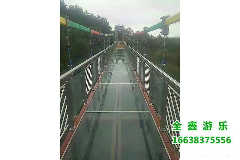 玻璃吊桥