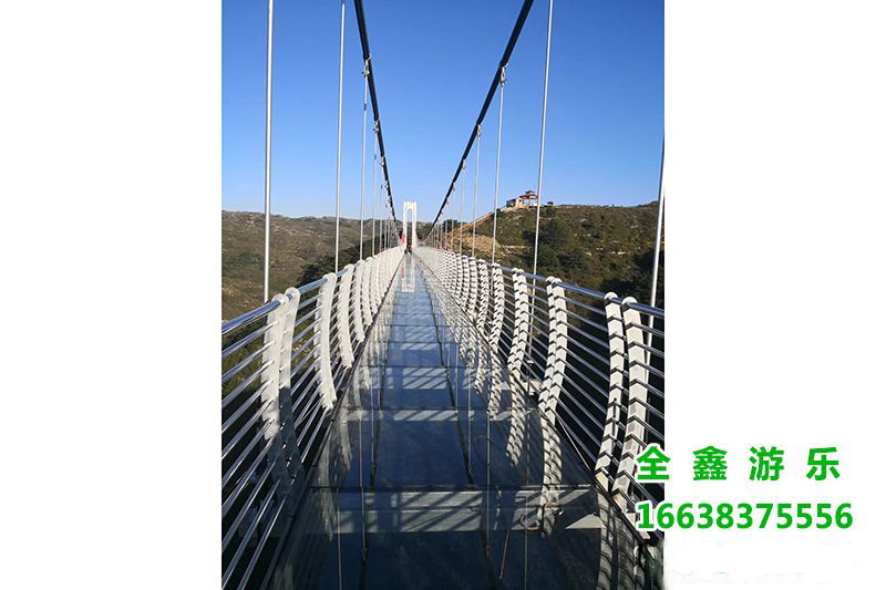 玻璃吊桥