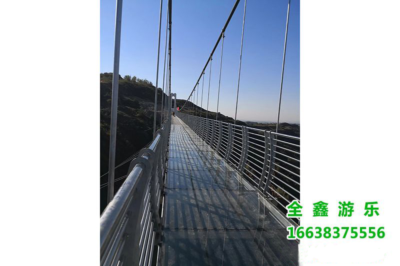 玻璃吊桥