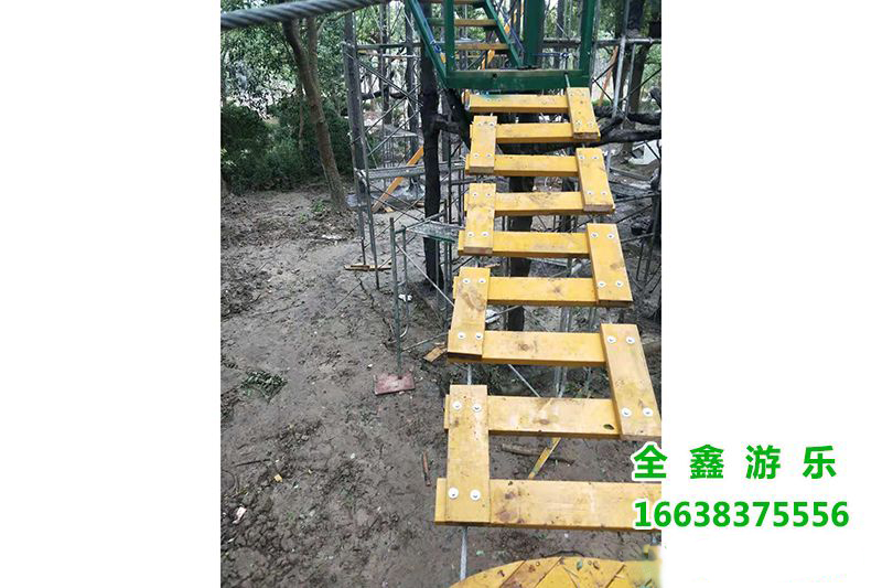 丛林穿越