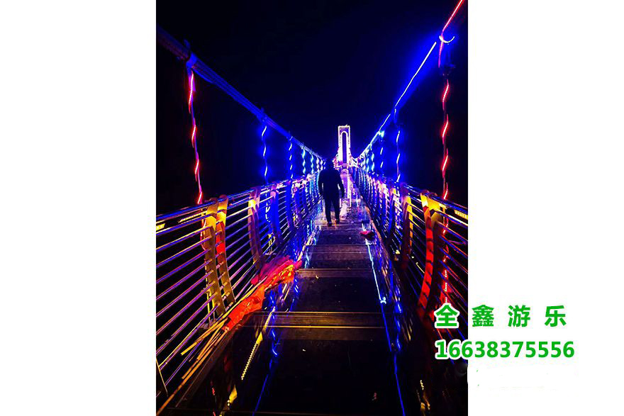 玻璃吊桥