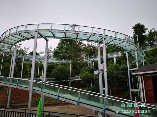 玻璃水滑道