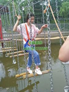 水上趣桥