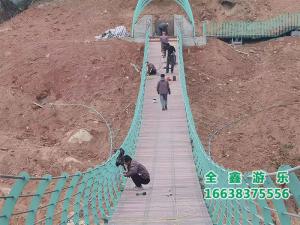 木质吊桥